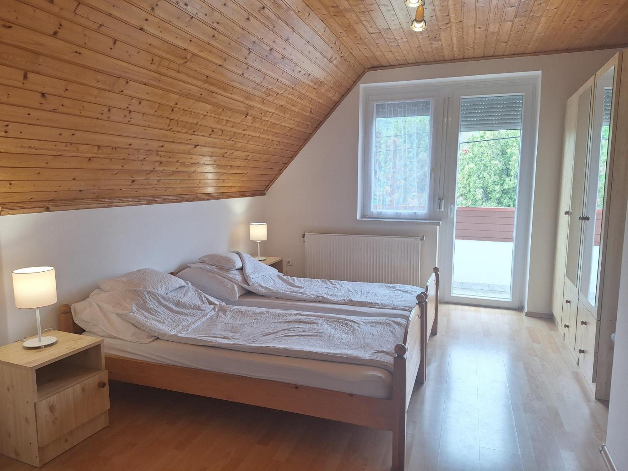Badacsony Apartmanhaz Badacsonytomaj Exterior foto